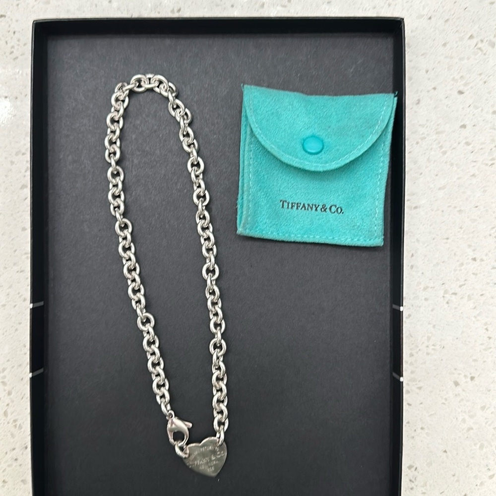 Tiffany & Co signature choker silver necklace heart
